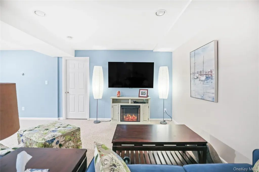 39 Roe Avenue East Patchogue NY 11772