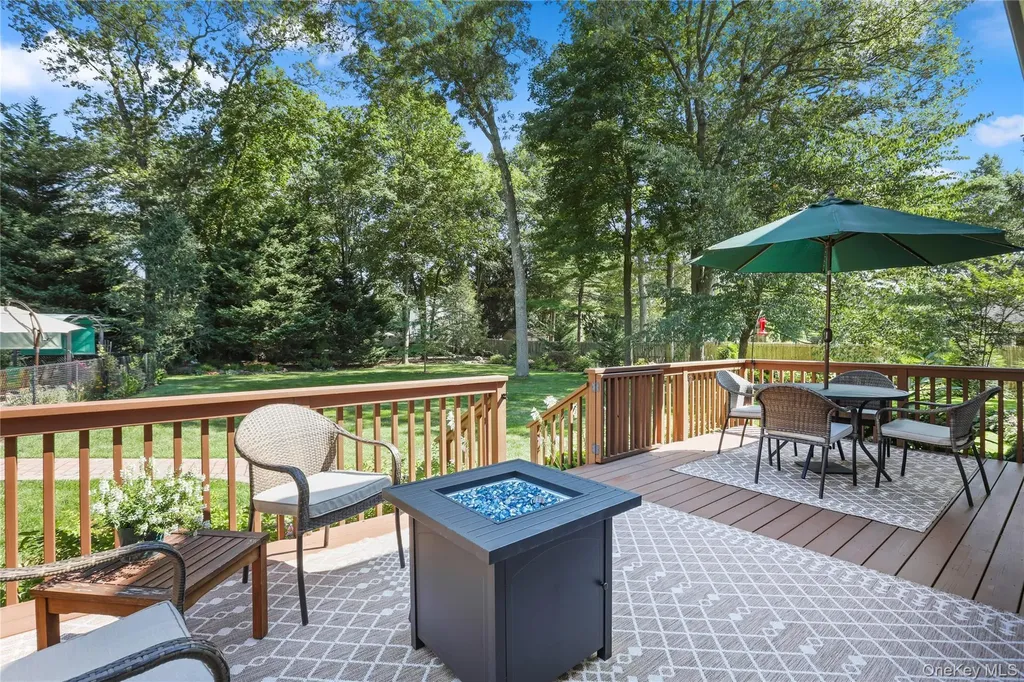 39 Roe Avenue East Patchogue NY 11772