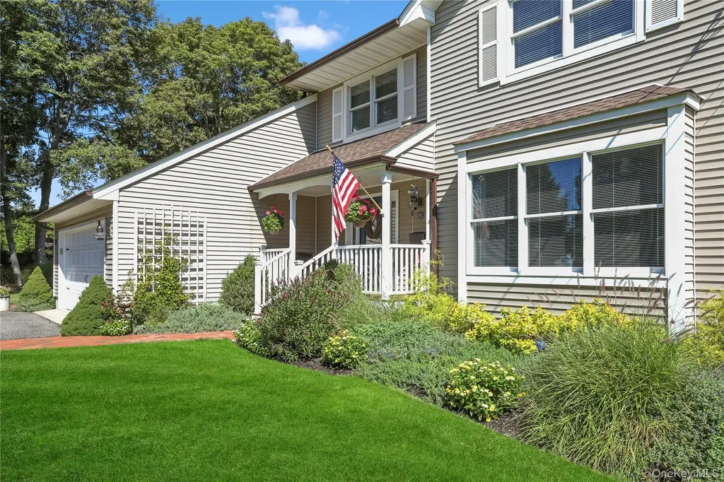 39 Roe Avenue East Patchogue NY 11772