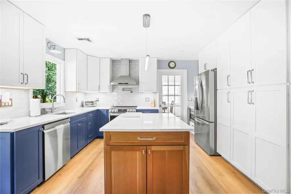39 Roe Avenue East Patchogue NY 11772