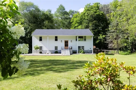 56 Hoof Print Road Millbrook NY 12545