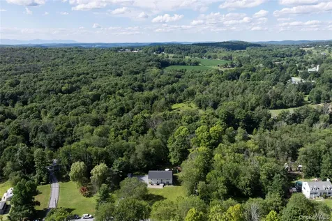 56 Hoof Print Road Millbrook NY 12545
