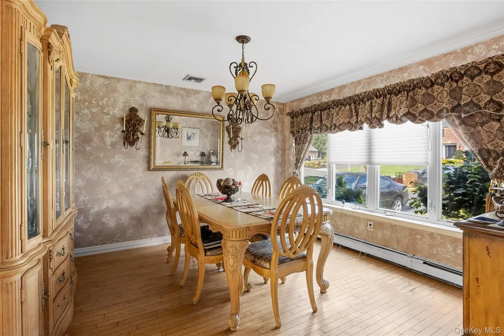 20 Westminster Drive Bohemia NY 11716