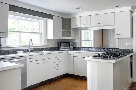 644-672 Tower Hill Road Millbrook NY 12545