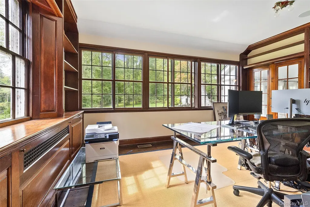 18 Salem Road Pound Ridge NY 10576