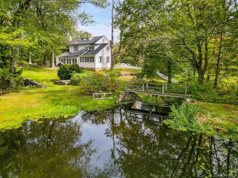 18 Salem Road Pound Ridge NY 10576