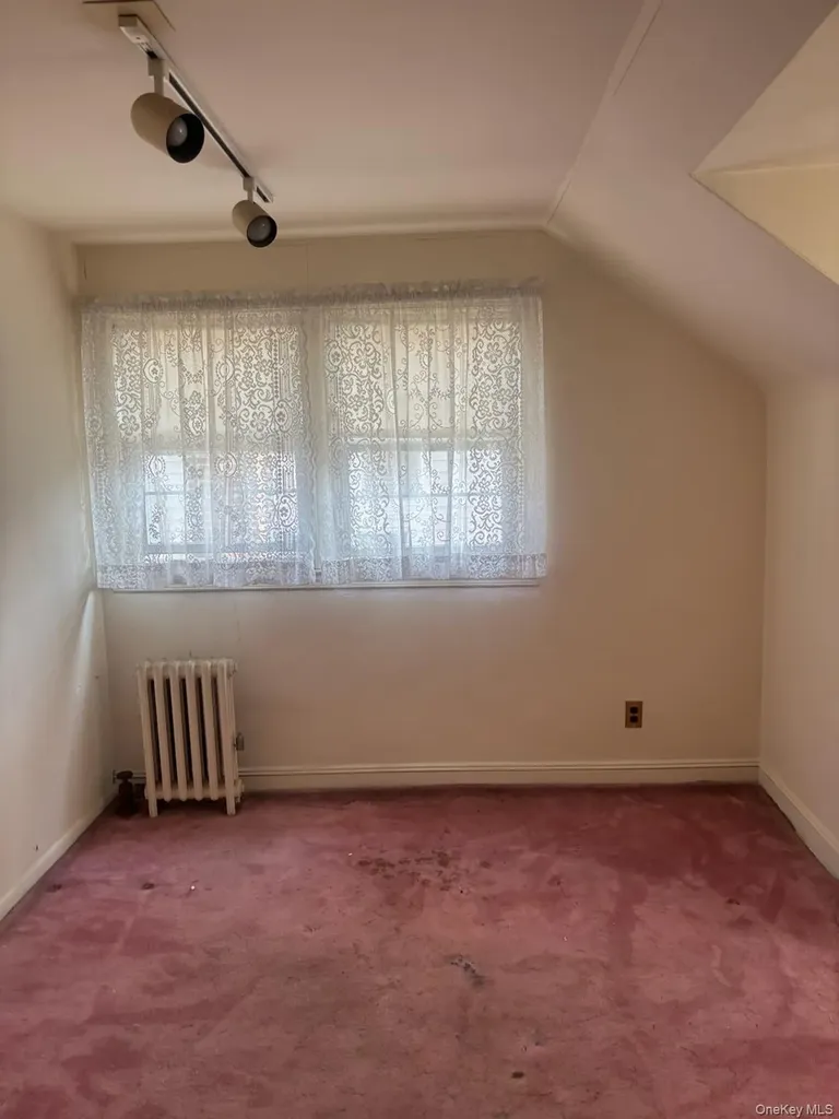 545 6th Avenue New Hyde Park NY 11040