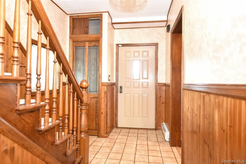 106 Maple Avenue Monroe NY 10950