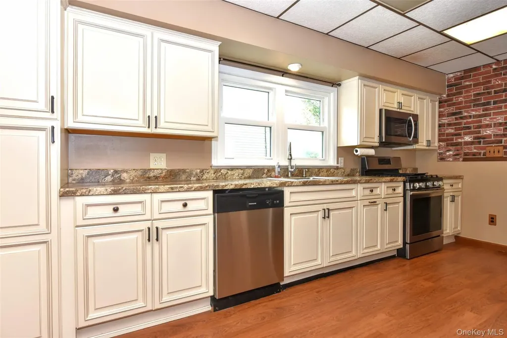 106 Maple Avenue Monroe NY 10950