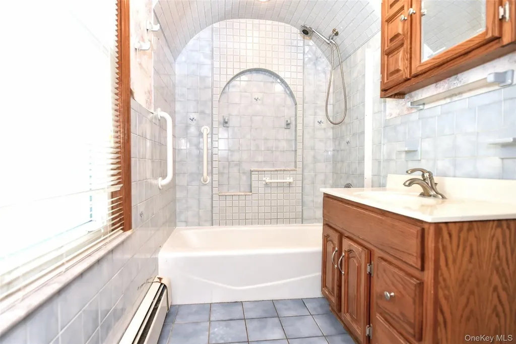 106 Maple Avenue Monroe NY 10950