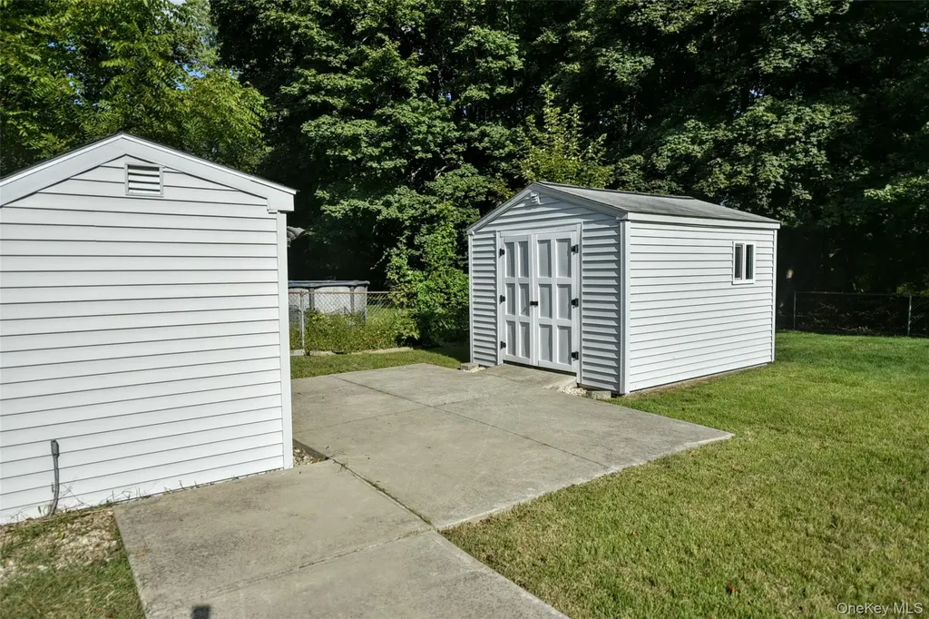 106 Maple Avenue Monroe NY 10950
