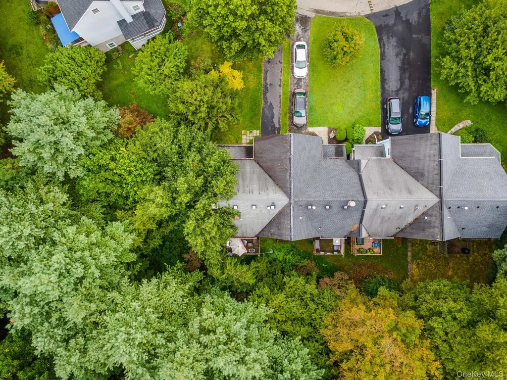 5 Windsor Court Poughkeepsie NY 12601