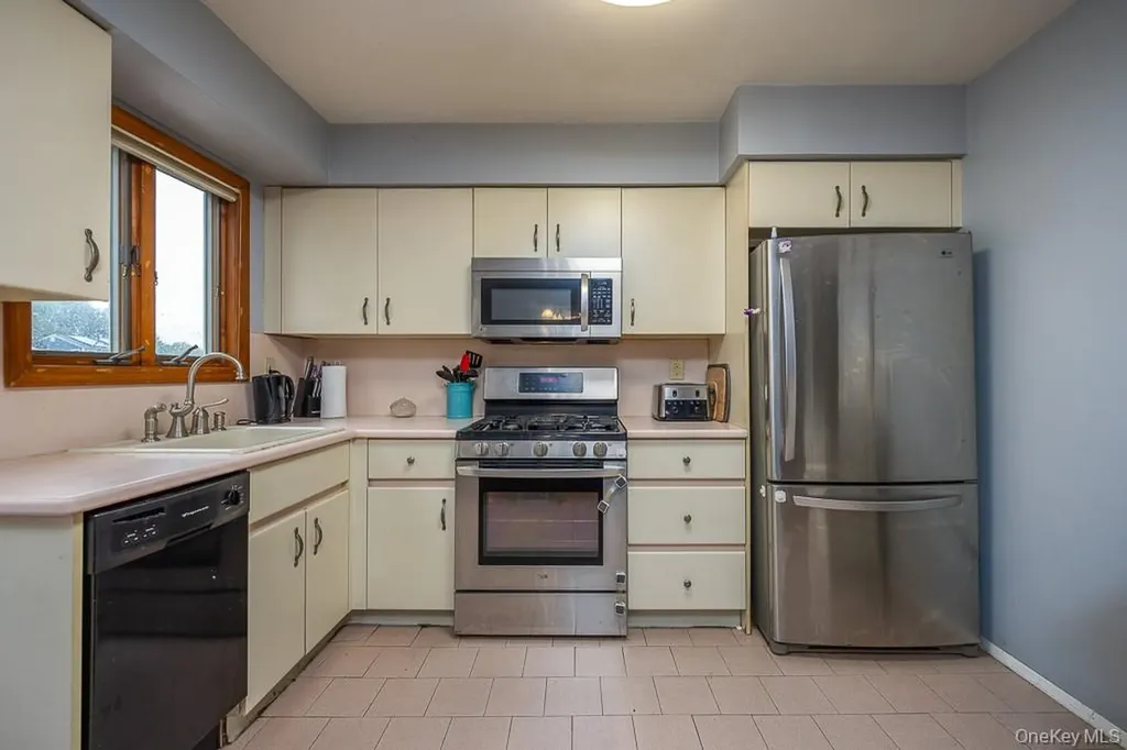 363 Gilbert Avenue Pearl River NY 10965