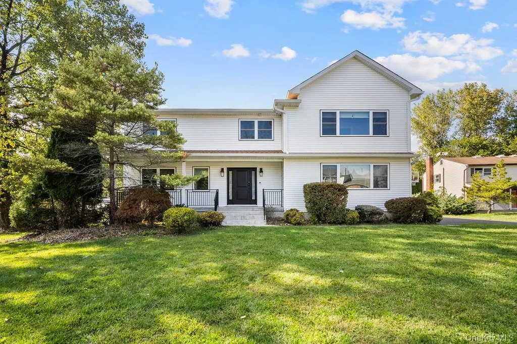 4 Jennifer Court Spring Valley NY 10977