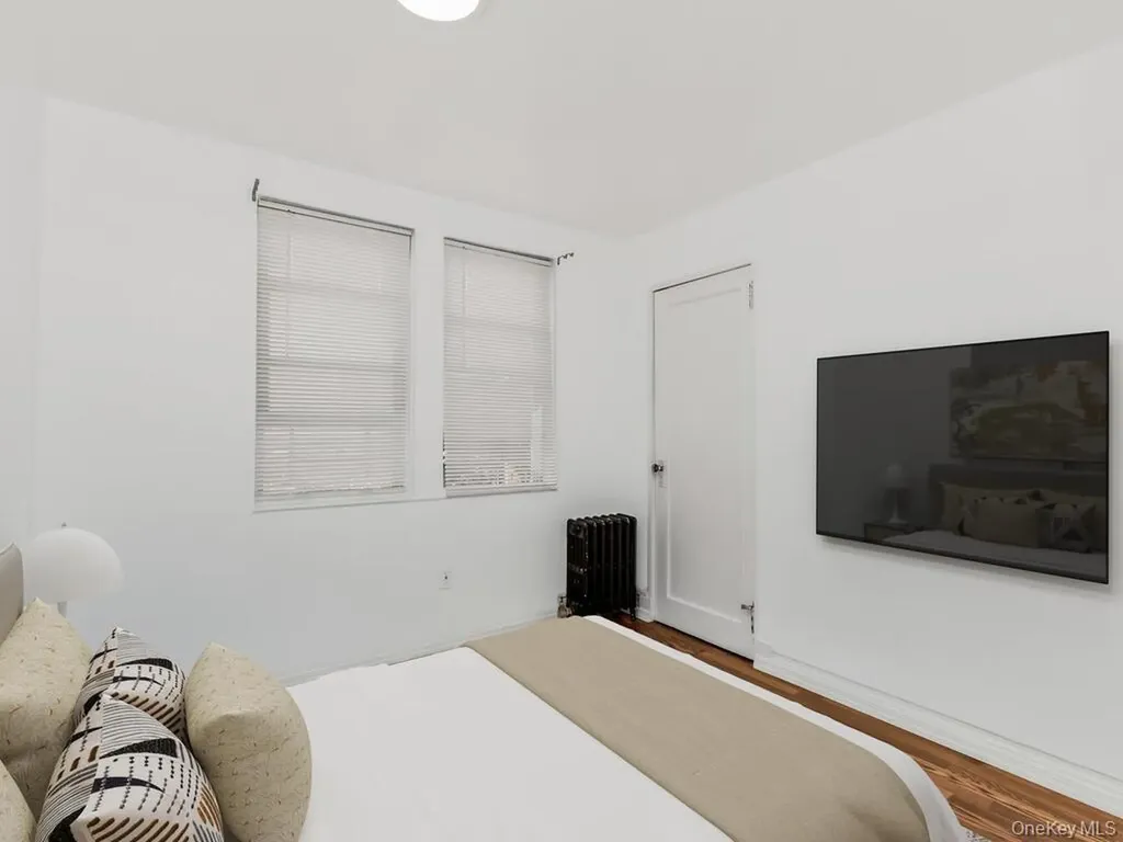 264 Emerson Avenue Bronx NY 10465