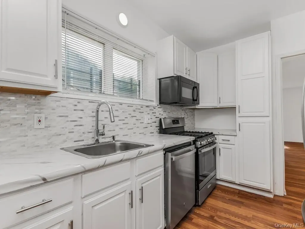 264 Emerson Avenue Bronx NY 10465