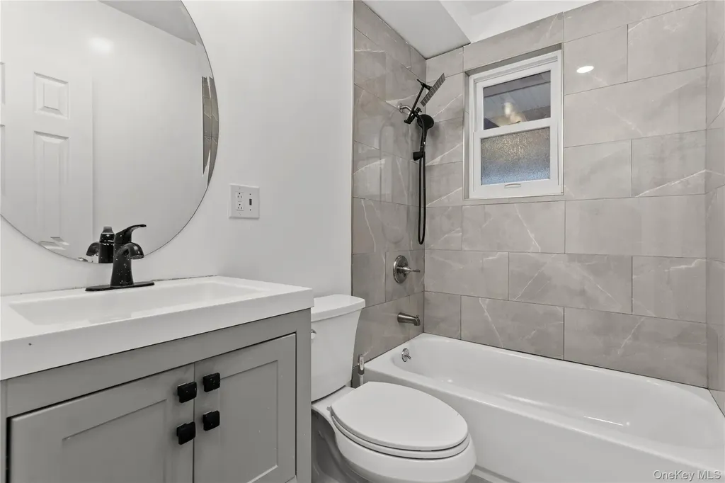 14209 45th Avenue Flushing NY 11355