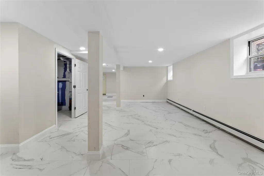 14209 45th Avenue Flushing NY 11355