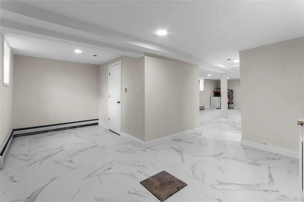 14209 45th Avenue Flushing NY 11355