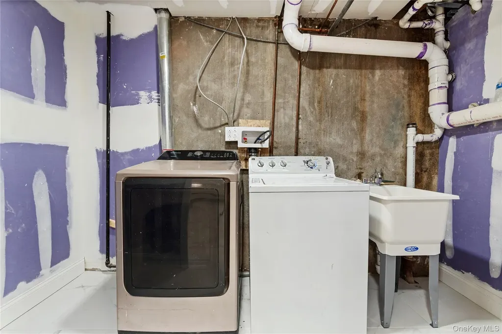14209 45th Avenue Flushing NY 11355