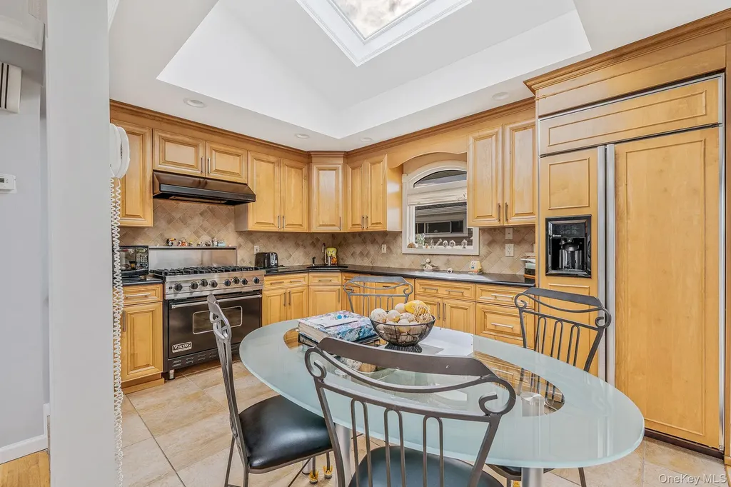 73 Elaine Drive Oceanside NY 11572