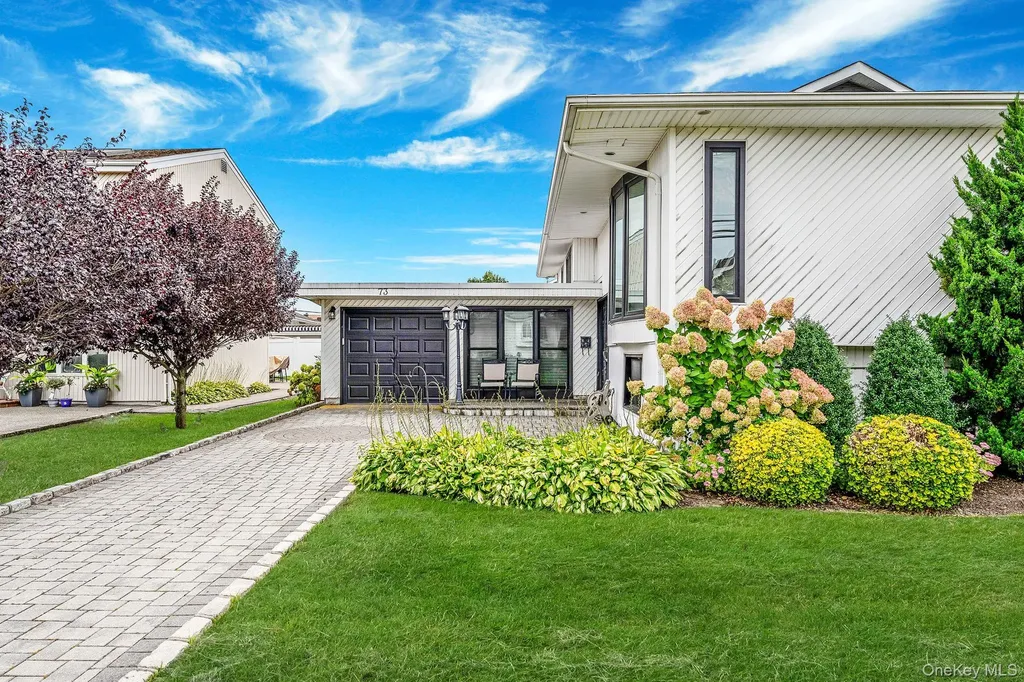 73 Elaine Drive Oceanside NY 11572