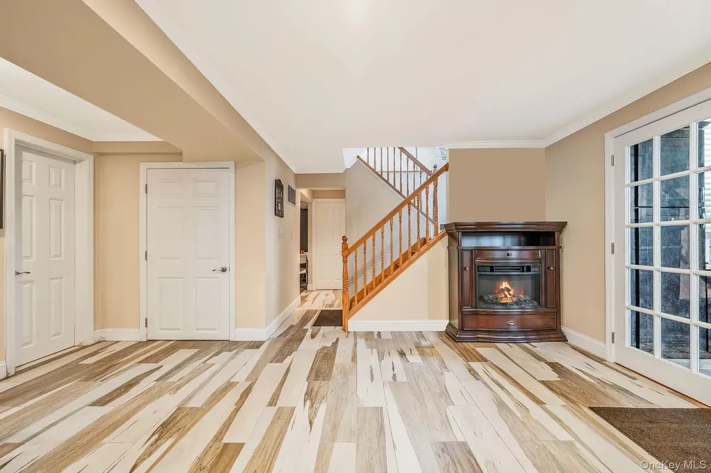 73 Elaine Drive Oceanside NY 11572