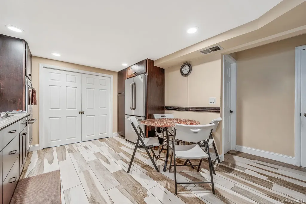 73 Elaine Drive Oceanside NY 11572