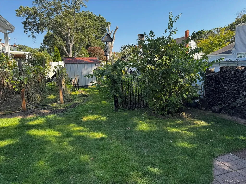 259 28th Street Copiague NY 11726