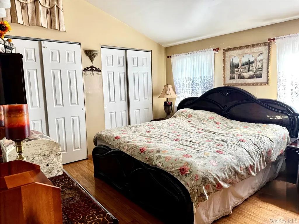 259 28th Street Copiague NY 11726