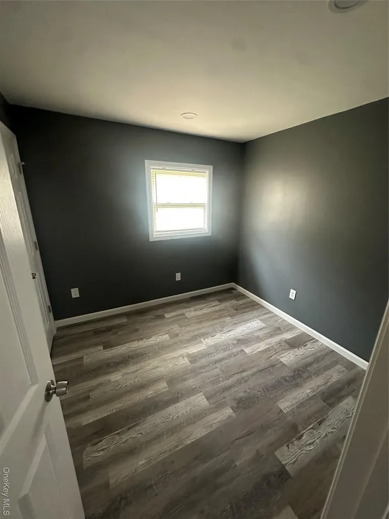 128 Lakeview Drive Mastic Beach NY 11951