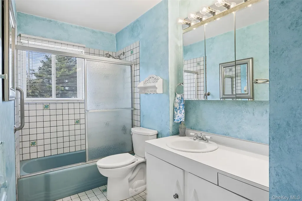 15 Belford Lane Smithtown NY 11787