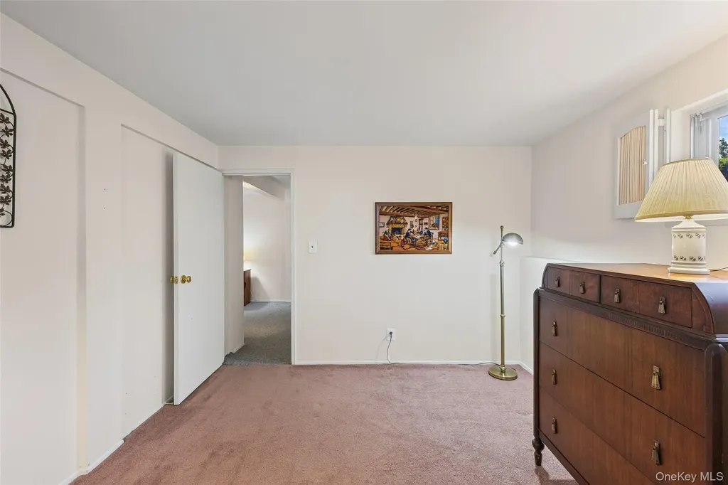 15 Belford Lane Smithtown NY 11787