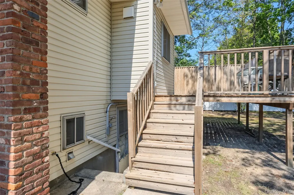 15 Belford Lane Smithtown NY 11787