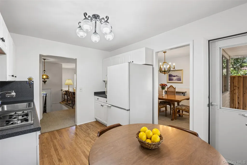 15 Belford Lane Smithtown NY 11787