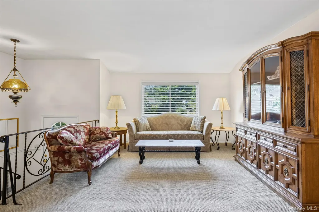 15 Belford Lane Smithtown NY 11787