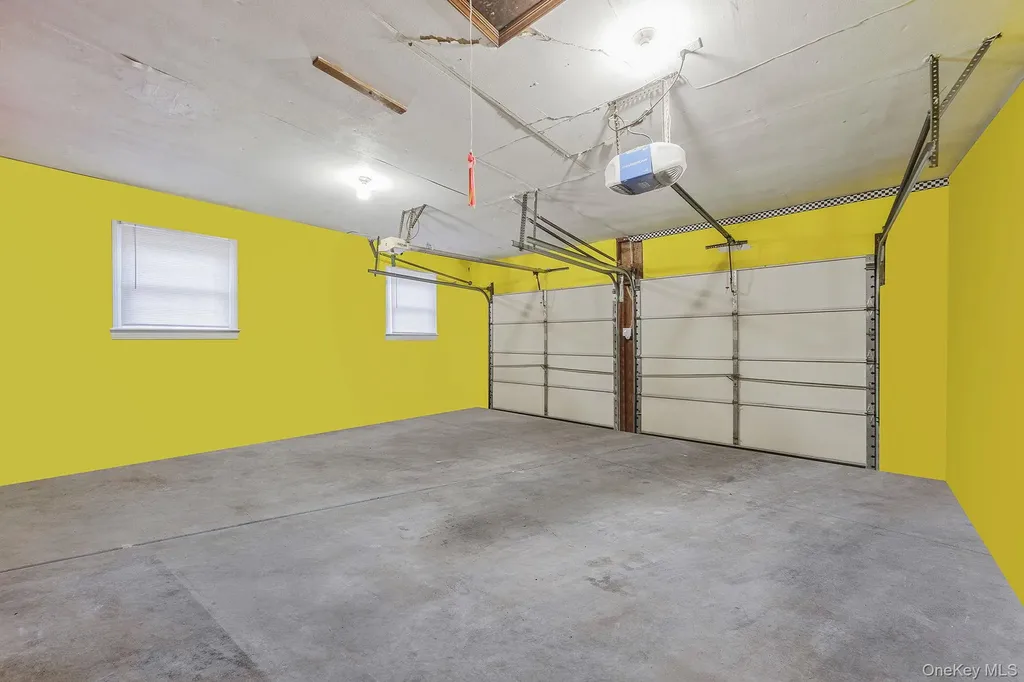 123 South Road Wading River NY 11792