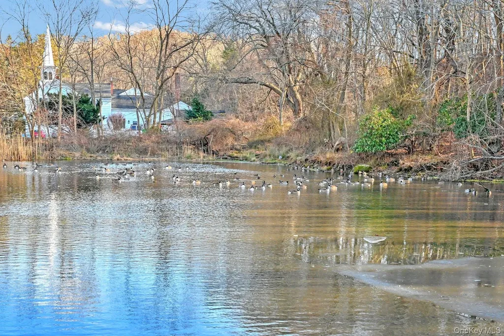 123 South Road Wading River NY 11792