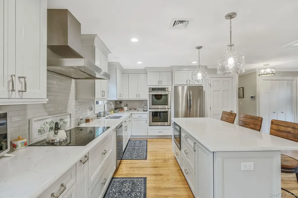 123 South Road Wading River NY 11792
