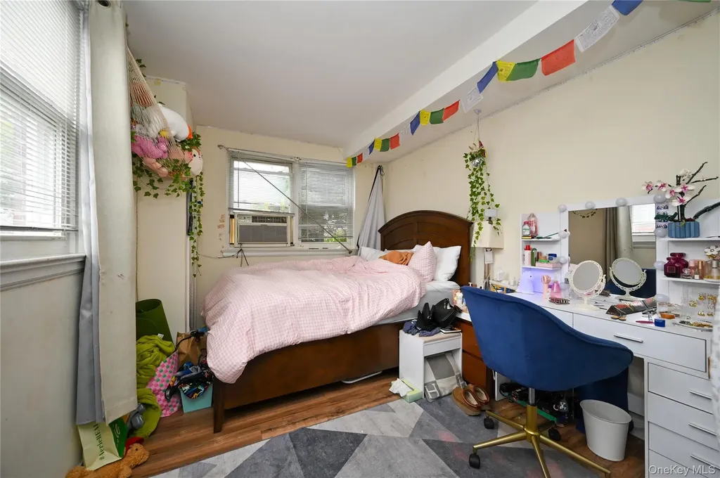 5243 69th Place Maspeth NY 11378