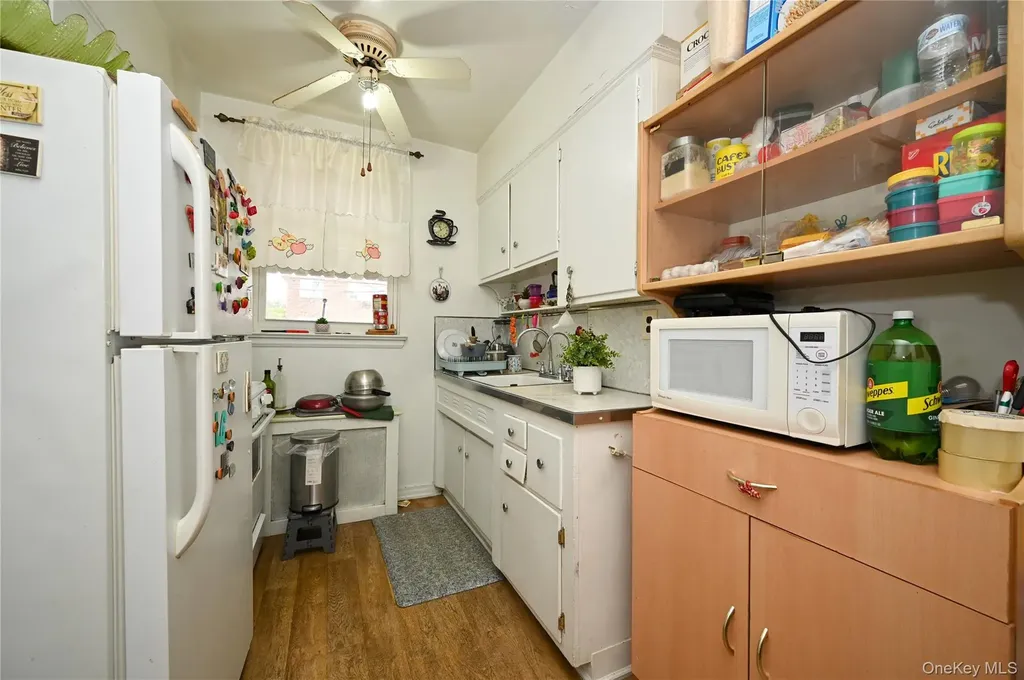 5243 69th Place Maspeth NY 11378