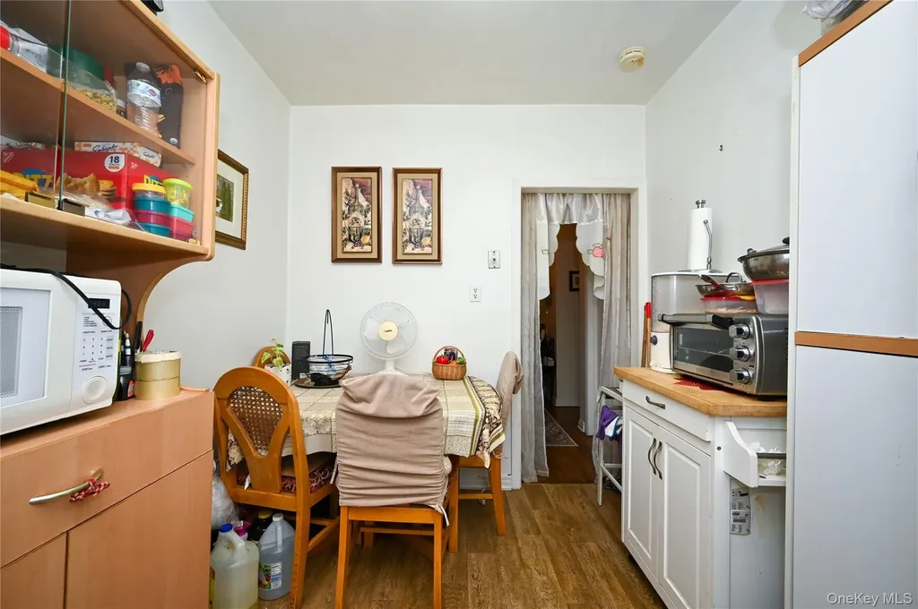 5243 69th Place Maspeth NY 11378