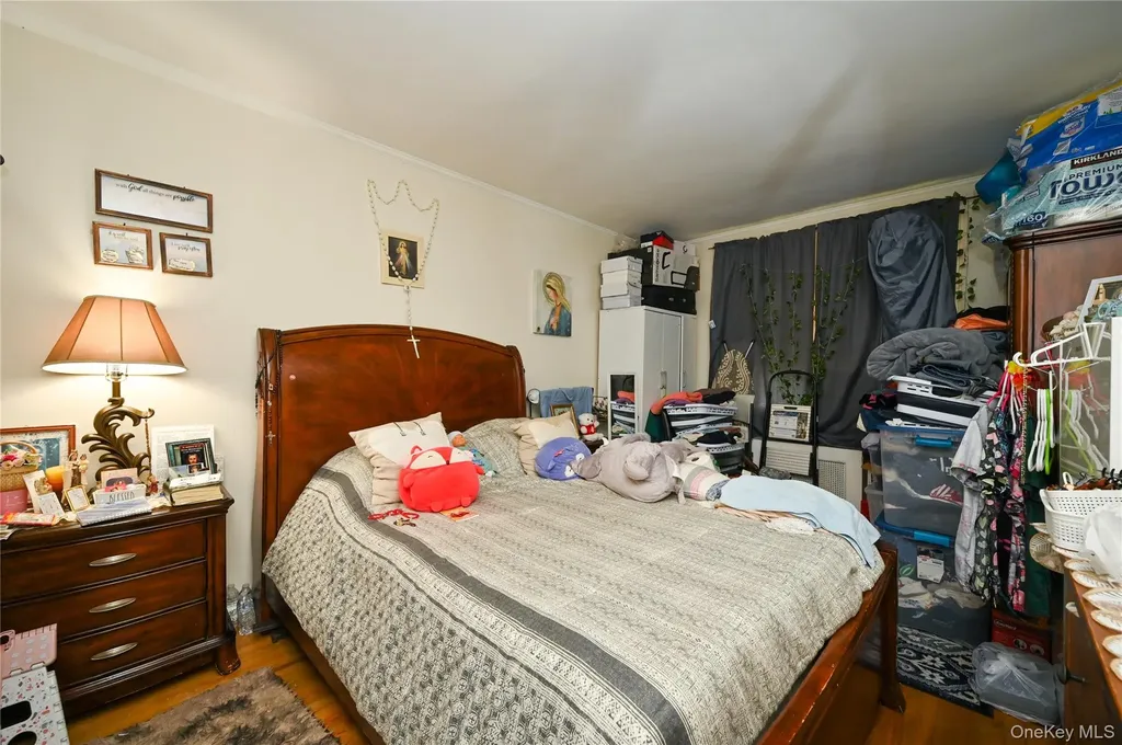 5243 69th Place Maspeth NY 11378