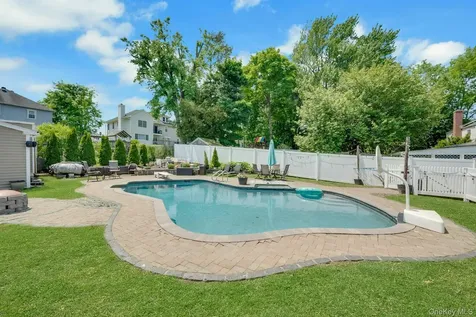 78 Tuckahoe Avenue Eastchester NY 10709