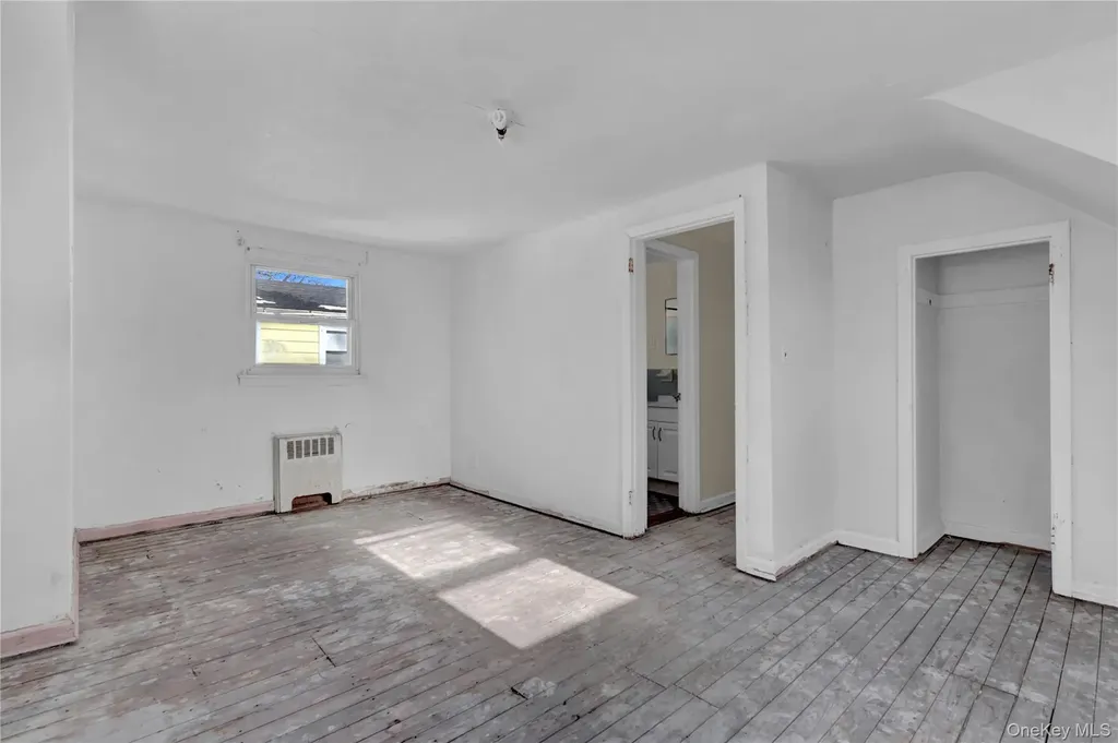 140 Arlington Avenue Valley Stream NY 11580