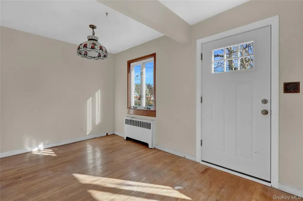 140 Arlington Avenue Valley Stream NY 11580
