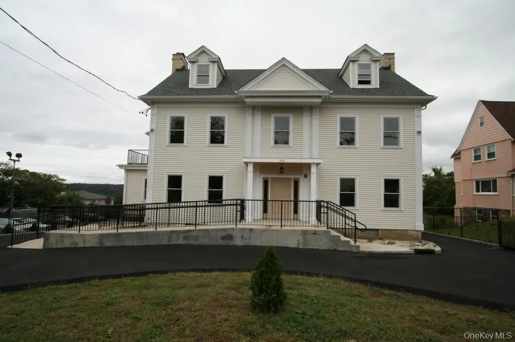 385 Palisade Avenue Yonkers NY 10703