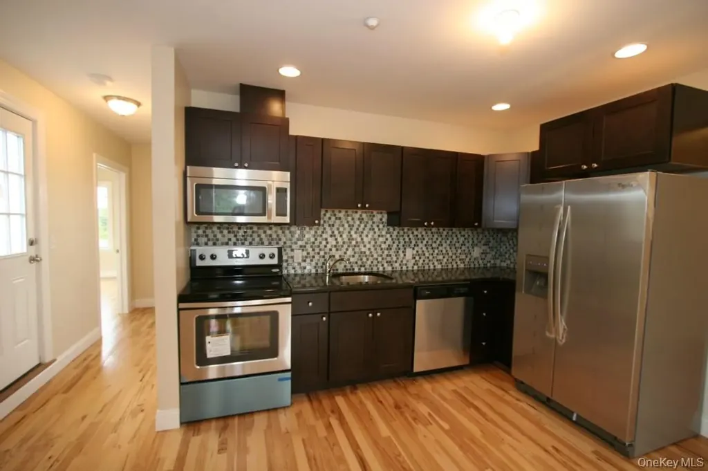 385 Palisade Avenue Yonkers NY 10703