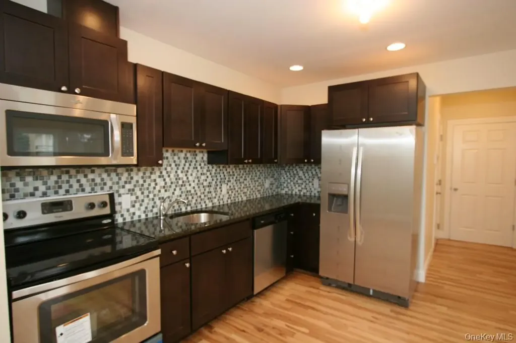385 Palisade Avenue Yonkers NY 10703