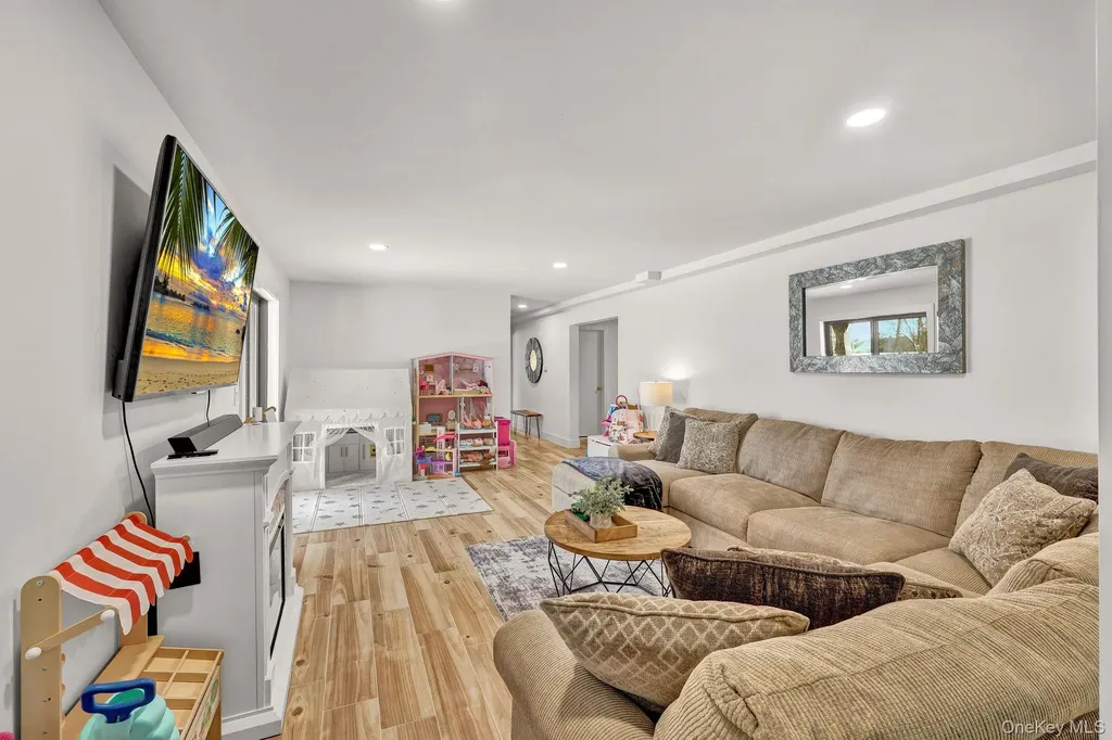 94 Starlight Road Mongaup Valley NY 12701